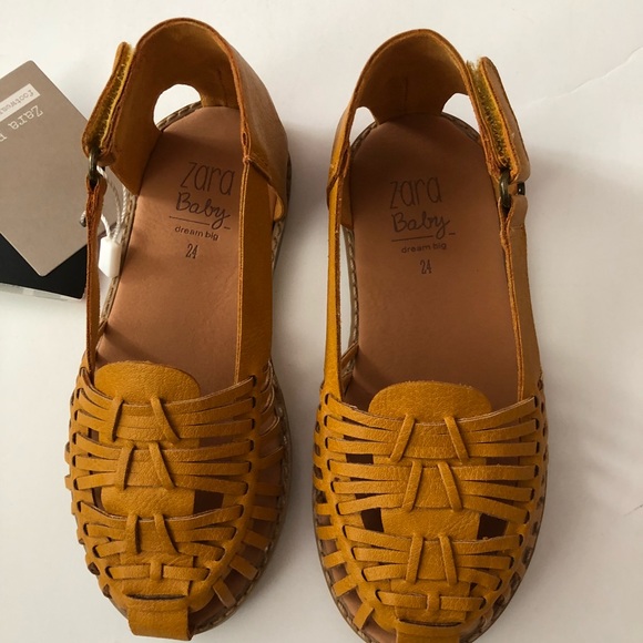 Zara mustard yellow sandals - Picture 3 of 3